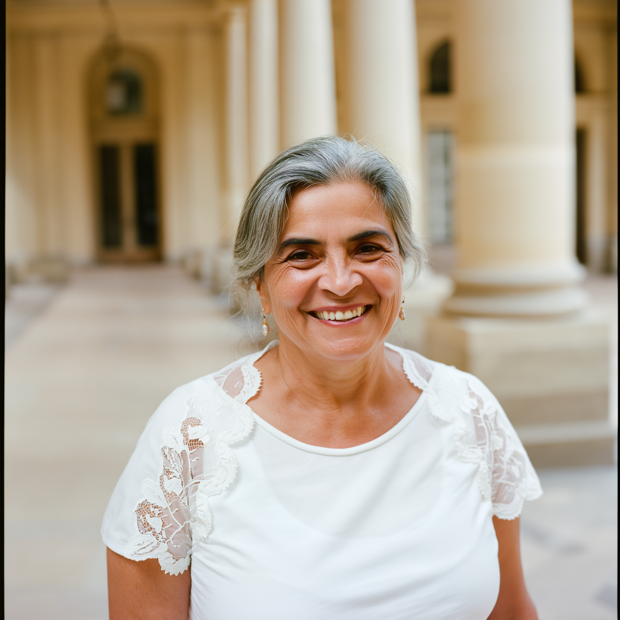 Rosa Miranda, 62 años